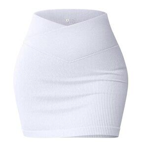 Oqq White Ribbed Mini